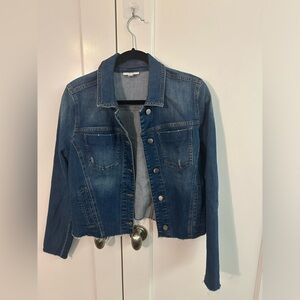 Short fitted denim jacket. In great condition.